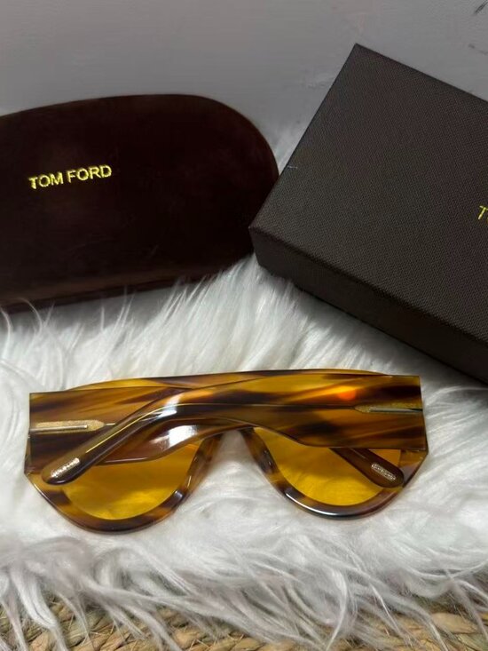 Tom Ford sunglasses main image 5
